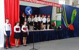 Obchody 235. rocznicy Konstytucji 3 Maja w Gminie Orły 15
