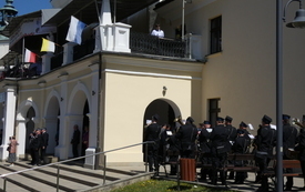 Modlitwa i służba &ndash; strażacy u Matki Bożej Kalwaryjskiej 9