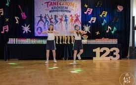 V Gminny Konkurs Taneczny w Zadąbrowiu 2