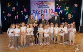 V Gminny Konkurs Taneczny w Zadąbrowiu 20