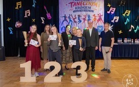 V Gminny Konkurs Taneczny w Zadąbrowiu 22