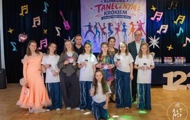 V Gminny Konkurs Taneczny w Zadąbrowiu 24