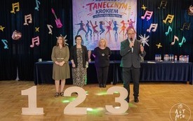 V Gminny Konkurs Taneczny w Zadąbrowiu 26